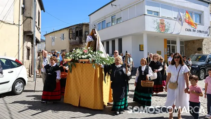 somoscomarca_2024_larouco_procesion_virxedosremedios (20)