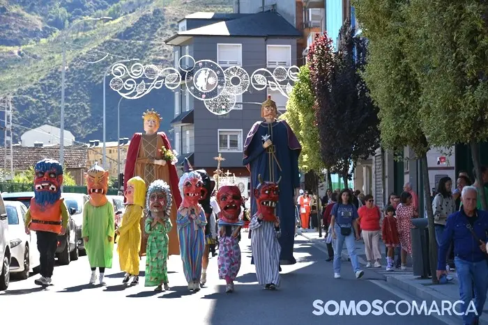 somoscomarca_20240914_obarco_festascristo_procesioncristo (38)