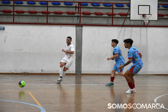 somoscomarca_20241012_obarco_calabagueiros_futbolsala_trescuñados_poiopescamar (9)
