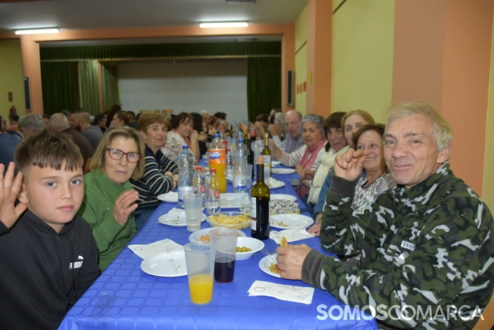 somoscomarca_20241116_rubia_casadacultura_comidapaella_asociacionoregueiral (9)