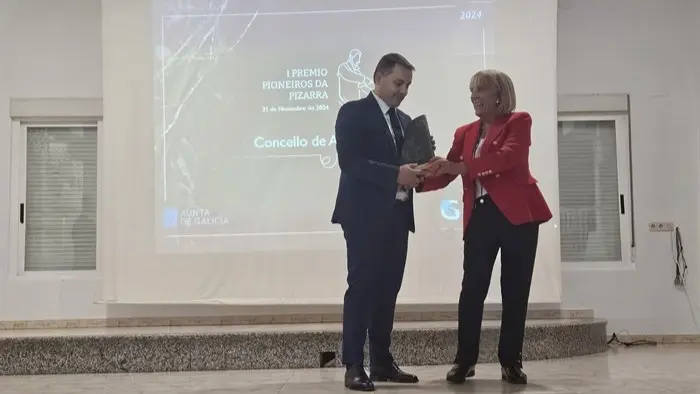 somoscomarca20241120_vilamartin_pizarra_premios200