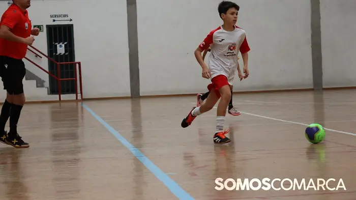somoscomarca_20241123__futbolsala_trescuñadosinfantil_trivesinfantil (12)
