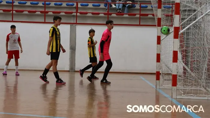 somoscomarca_20241123__futbolsala_trescuñadosinfantil_trivesinfantil (20)