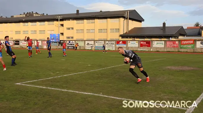 somoscomarca_20241124_futbol_cdbarco_celtiga (19)