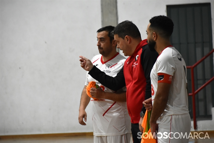somoscomarca_20241201_pabelloncalabagueiros_futbolsala_pizarrastrescuñados_asneves (12)