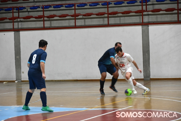 somoscomarca_20241201_pabelloncalabagueiros_futbolsala_pizarrastrescuñados_asneves (15)
