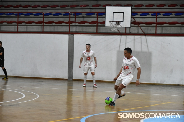 somoscomarca_20241201_pabelloncalabagueiros_futbolsala_pizarrastrescuñados_asneves (19)