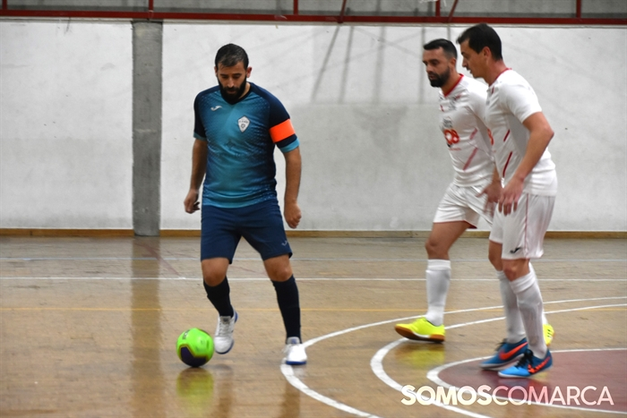 somoscomarca_20241201_pabelloncalabagueiros_futbolsala_pizarrastrescuñados_asneves (21)