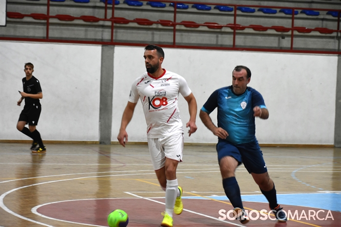 somoscomarca_20241201_pabelloncalabagueiros_futbolsala_pizarrastrescuñados_asneves (23)