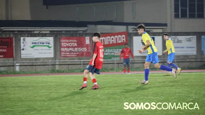 somoscomarca_20241201_futbol_juvenil_cdbarco_cdrua (5)