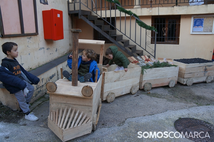 somoscomarca_20241207_obarco_fervenza_decoracionnavidad (9)