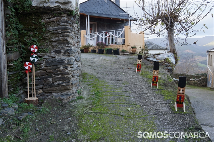 somoscomarca_20241207_obarco_fervenza_decoracionnavidad (15)