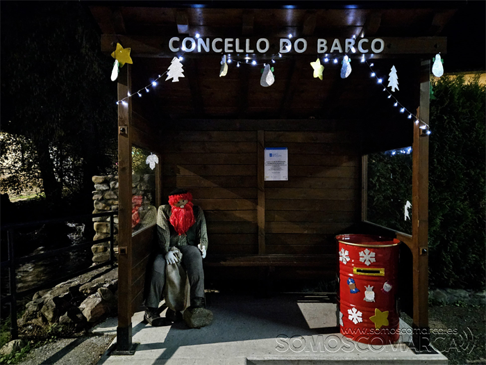 somoscomarca_20241212_veigamuiños_decoracionnavidad_noche (3)