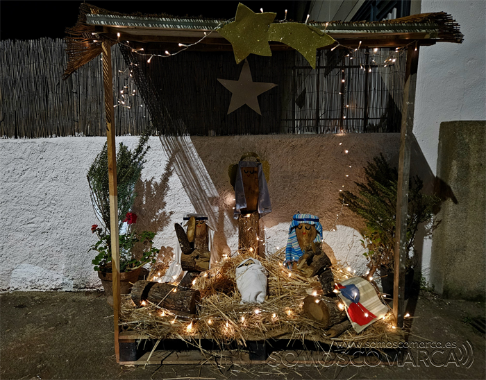 somoscomarca_20241212_veigamuiños_decoracionnavidad_noche (7)