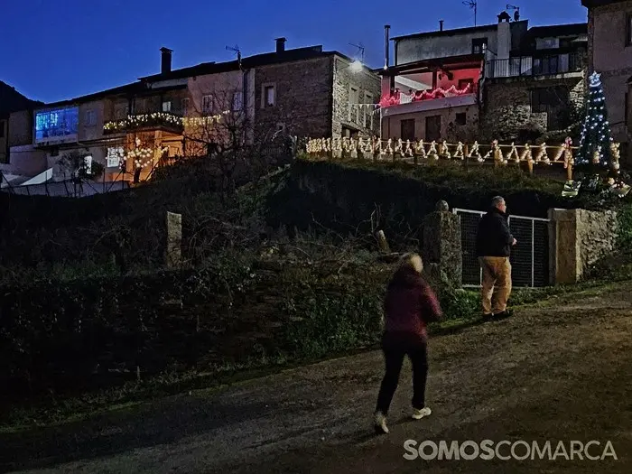 somoscomarca_20241214_vilamartin_sanmigueldeouteiro_lucesnavidad (2)
