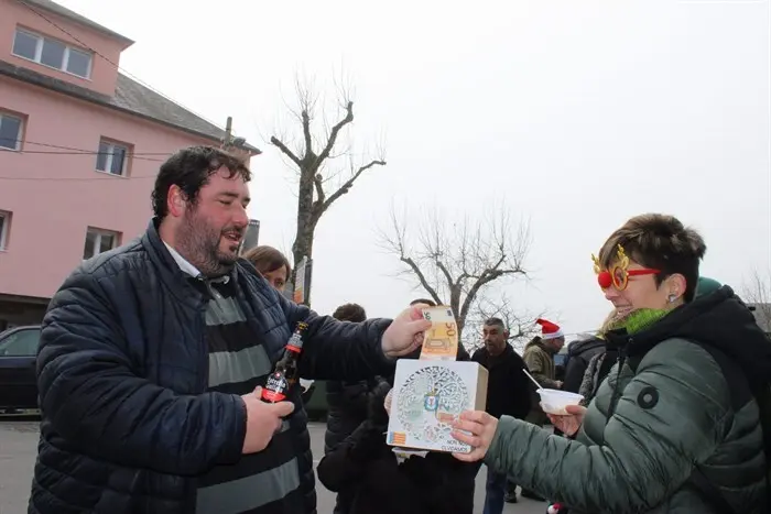 somoscomarca_202412031_sanxoanderio_precampanadas257