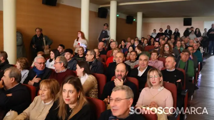 somoscomarca_20250111_obarco_botelo_pregon_davidamor_virginiagomez (6)