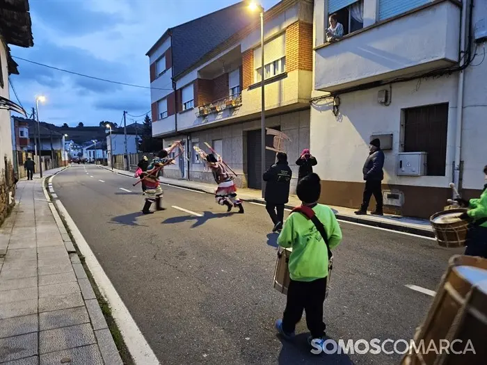 somoscomarca_20250201_petin_desfilefolions (12)