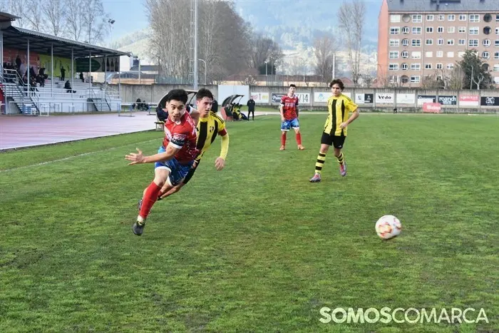 p_somoscomarca_20250216_calabagueiros_futbol_cdbarco_rapidobouzas_pacobao (20)