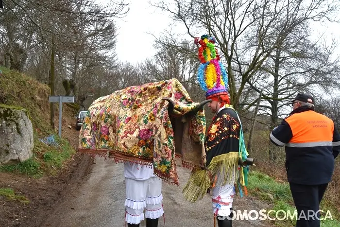 somoscomarca_20250222_manzaneda_cernado_entroido_mourelapraaca (2)