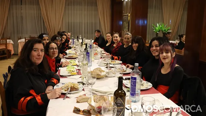 somoscomarca_entroido_xovesdecomadres_obarco (23)
