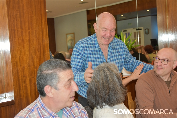 somoscomarca_20250307_obarco_hospitalpublicovaldeorras_homenaje_doctordelrio (3)