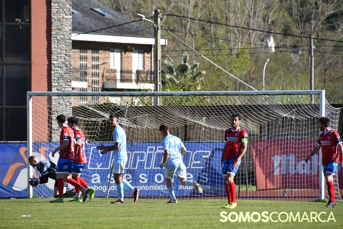 somoscomarca_20250330_futbol_calabagueiros_cdbarcobeluso (9)