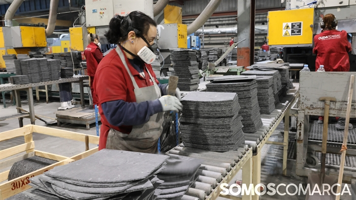 somoscomarca_pizarra_instalciónes_visitaconselleiraindustria_merelles_ (16)