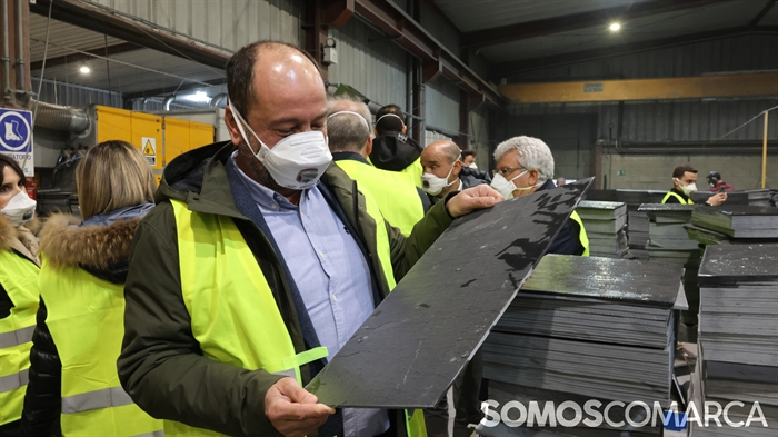 somoscomarca_pizarra_instalciónes_visitaconselleiraindustria_merelles_ (24)