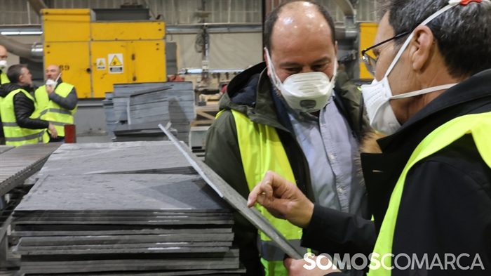 somoscomarca_pizarra_instalciónes_visitaconselleiraindustria_merelles_ (31)