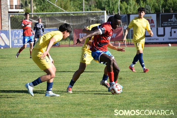 somoscomarca_20250427_calabagueiros_futbol_cdbaropontevedrab (7)