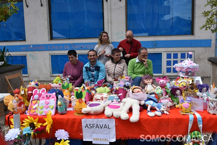 somoscomarca_20250501_obarco_plazaprincipe_mayos_coplas_puestosmercadillo (18)