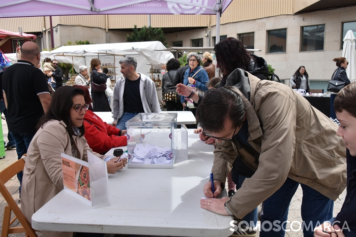 somoscomarca_20250501_obarco_plazaprincipe_mayos_coplas_puestosmercadillo (22)