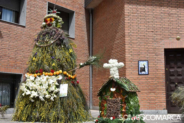 somoscomarca_20250501_obarco_plazaprincipe_mayos_coplas_puestosmercadillo (23)