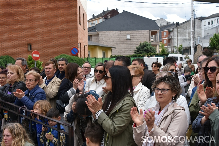 somoscomarca_20250501_obarco_plazaprincipe_mayos_coplas_puestosmercadillo (26)