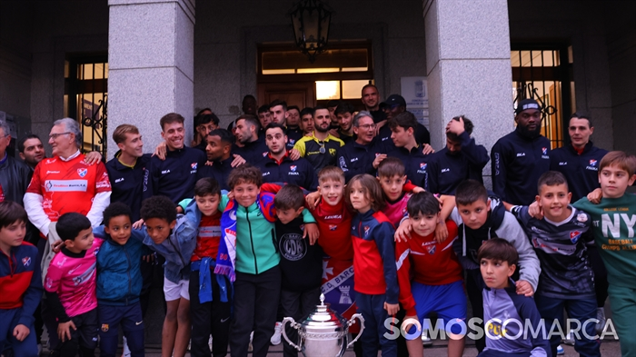 somoscomarca_obarco_futbol_cdbarco_ascenso_celebracion (4)