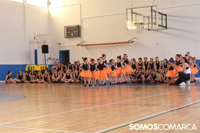 somoscomarca_20250606_obarco_pabellonvello_plazaconcello_exhibicionballet_zumba_escuelasdeportivas (3)