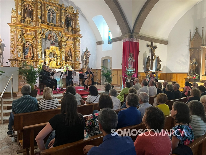 somoscomarca_petin_minuetto_iglesiadesantiago (1)
