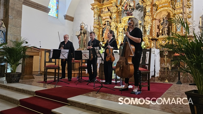 somoscomarca_petin_minuetto_iglesiadesantiago (3)