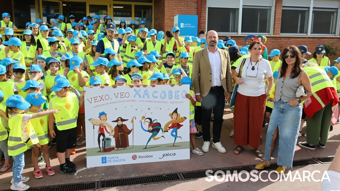 somoscomarca_arua_merellesmariaalbert_albergue_ceipmanuelrespino_firmaconvenio (10)