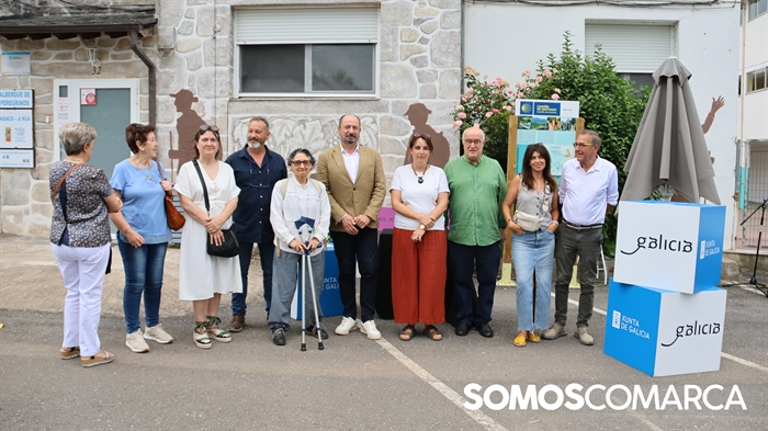 somoscomarca_arua_merellesmariaalbert_albergue_ceipmanuelrespino_firmaconvenio (14)