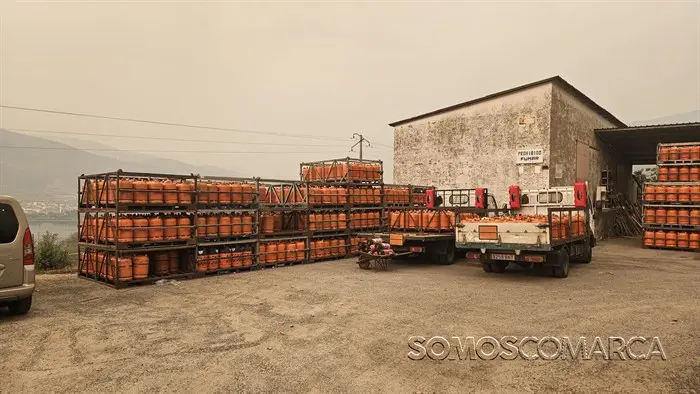 portada_somoscomarca_20250814_petin_incendio_carballal_bombonasbutano