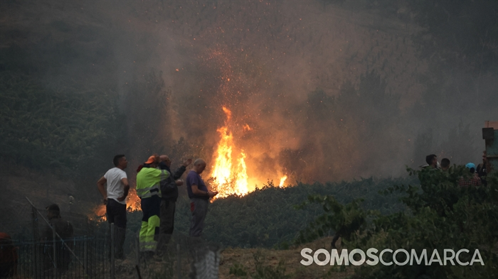 somoscomarca_20250817_rubia_incendio_oval_llamas_gente