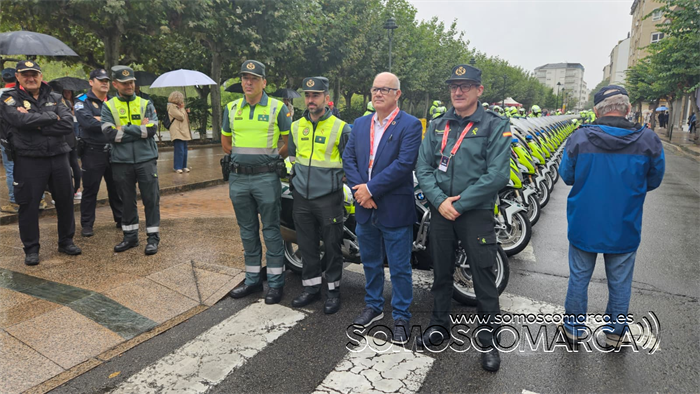 somoscomarca_20250910_obarco_vueltacilistaespaña_aurentinoalonso_luismenor_lalo_motos_cochesvuelta (15)