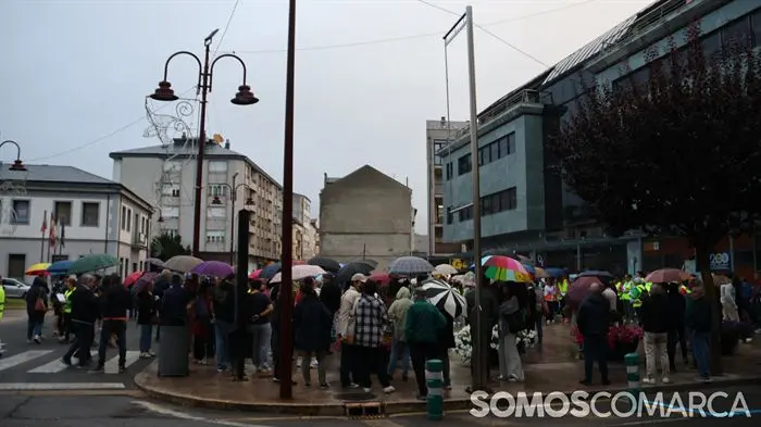 somoscomarca_obarco_manifestacionincendios_plaza do concello (4)