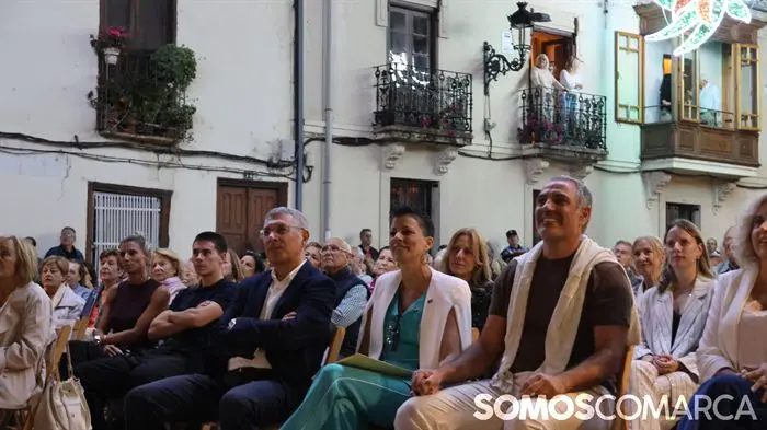 somoscomarca_obarco_pregon_evaarias_luces390