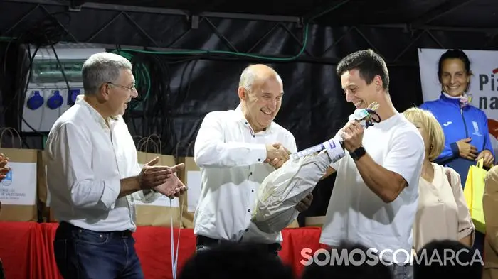 somoscomarca_obarco_festascristodescensodosil_llegada535