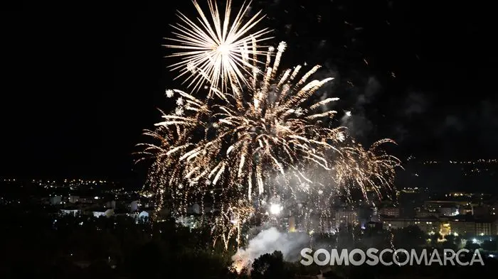 somoscomarca_obarco_festascristo_fuegos643