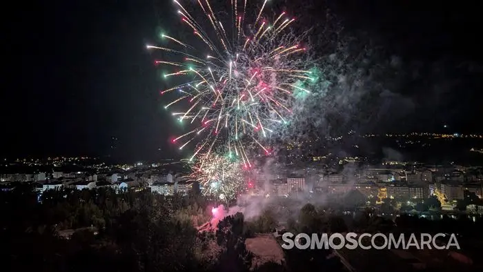 somoscomarca_obarco_festascristo_fuegos651
