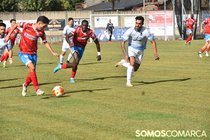 p_somoscomarca_20250921_obarco_calabagueiros_futbol_cdbarcoboiro (3)